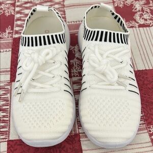 Kids White and Black Knit Sneakers